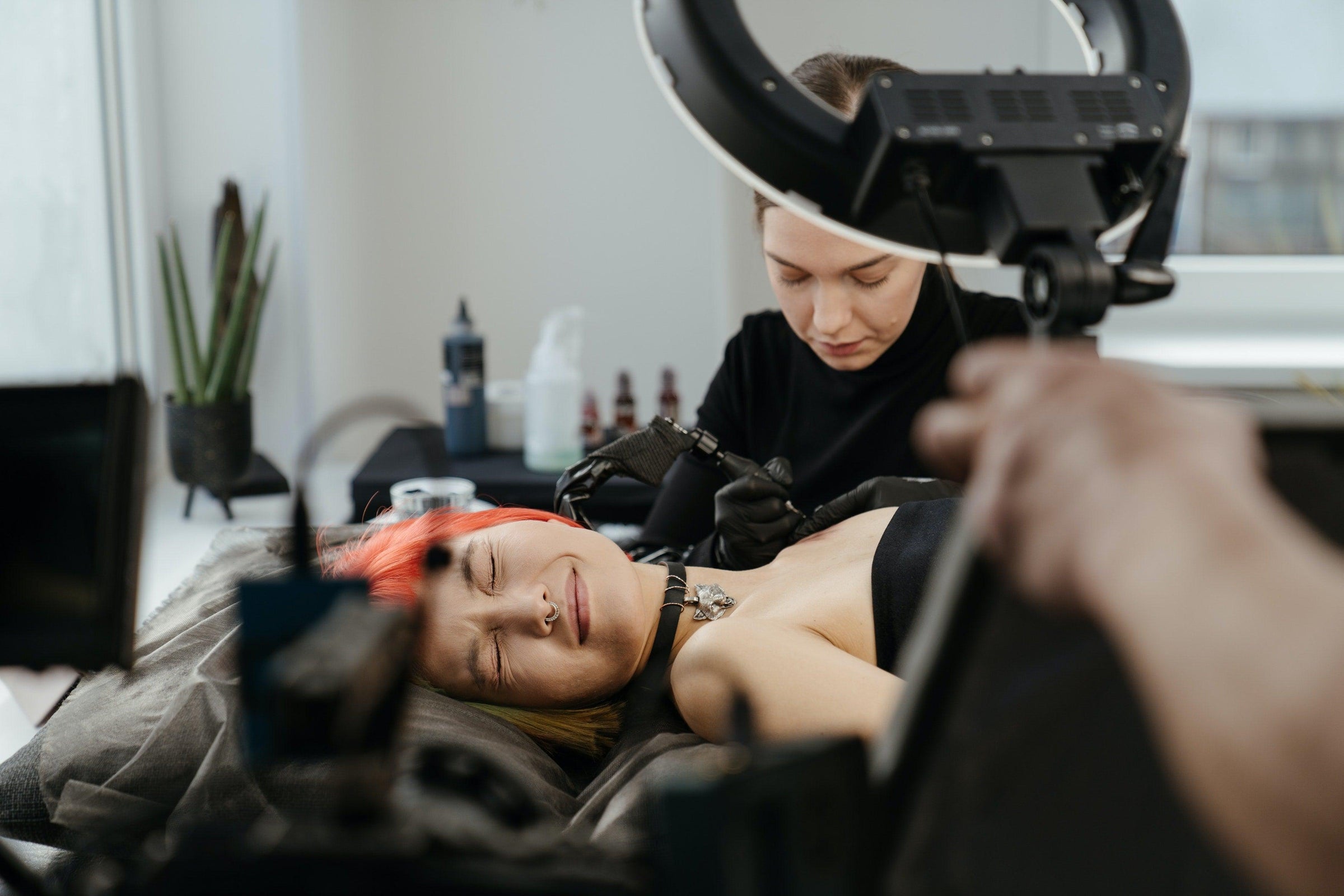 How to Apply Tattoo Numbing Cream - Toochi Tattoo